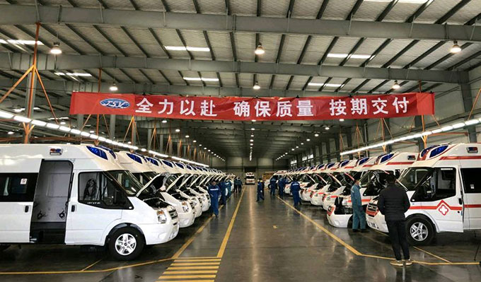 江鈴全力以赴趕制救護車,馳援防疫一線