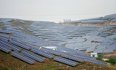 太行山變萬畝光伏鋪就扶貧新路子