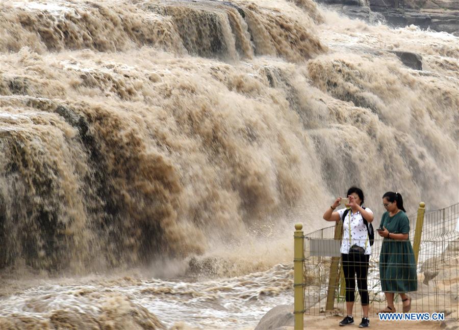 #CHINA-YELLOW RIVER-HUKOU WATERFALL (CN)