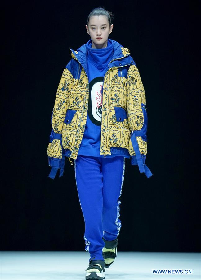 CHINA-BEIJING-FASHION WEEK (CN)