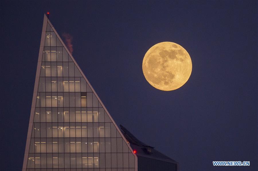 BRITAIN-LONDON-SUPERMOON