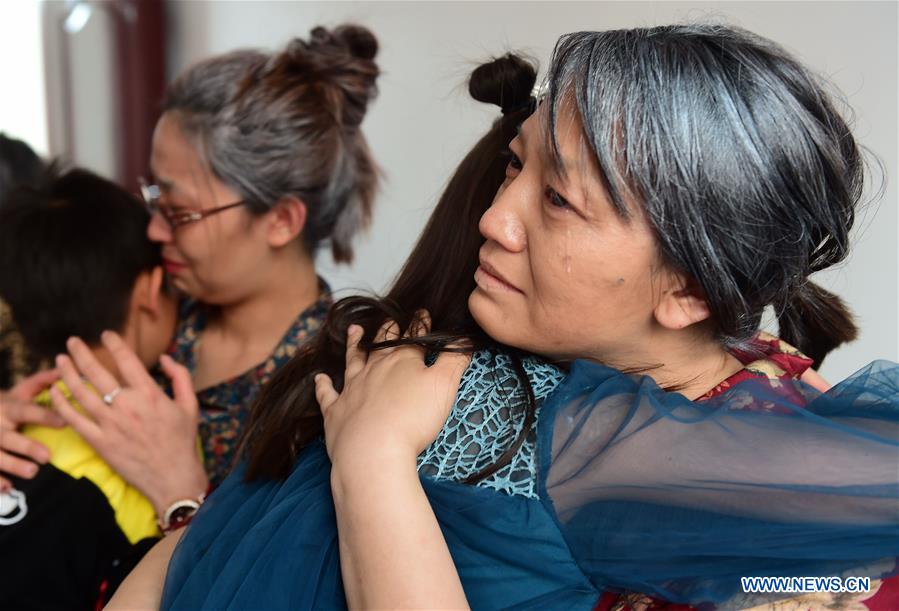 XINHUA PHOTOS OF THE DAY