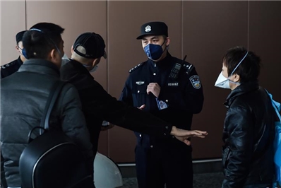 春運返程“防疫阻擊戰”——北京防疫一線民警工作紀實
