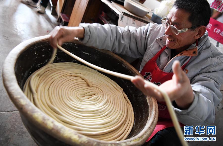 (走基層 聽民聲)(2)面藝絕活為農民增收