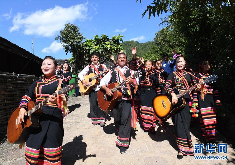 (壯麗70年·奮斗新時代——共和國發展成就巡禮)(9)云嶺彩卷繪 高原氣象新——新中國成立70年云南發展巡禮