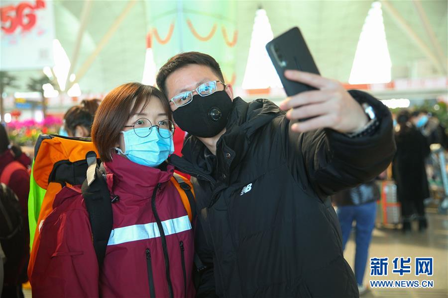 (聚焦疫情防控·圖文互動)(1)十送醫護“戰士”下荊楚——遼寧醫療隊馳援湖北群像掃描