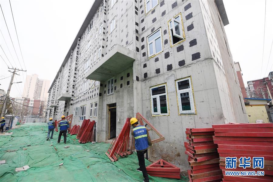 (新華全媒頭條·圖文互動)(4)88級臺階,終于不再是座“山”?——北京老舊小區加裝電梯現狀調查