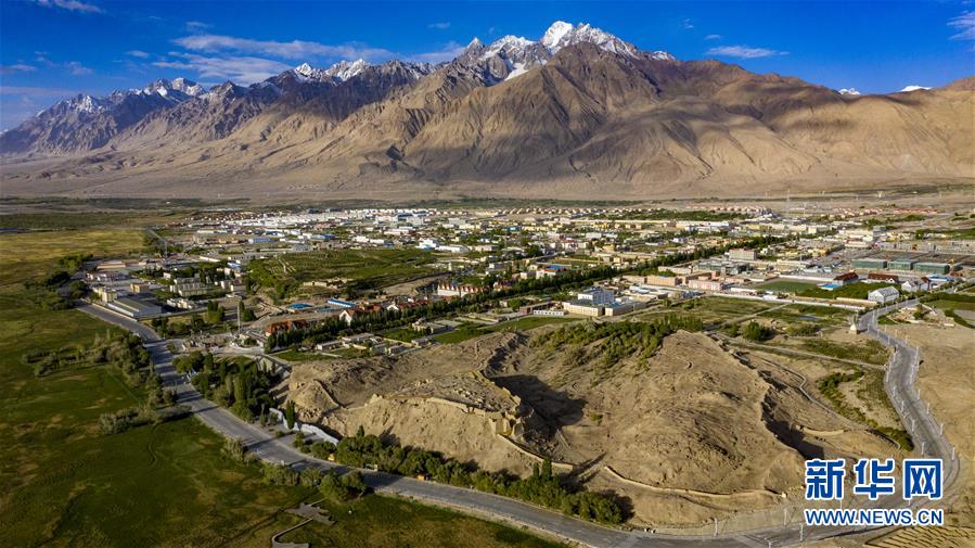 （新華全媒頭條·圖文互動）（2）飛吧，“帕米爾雄鷹”！