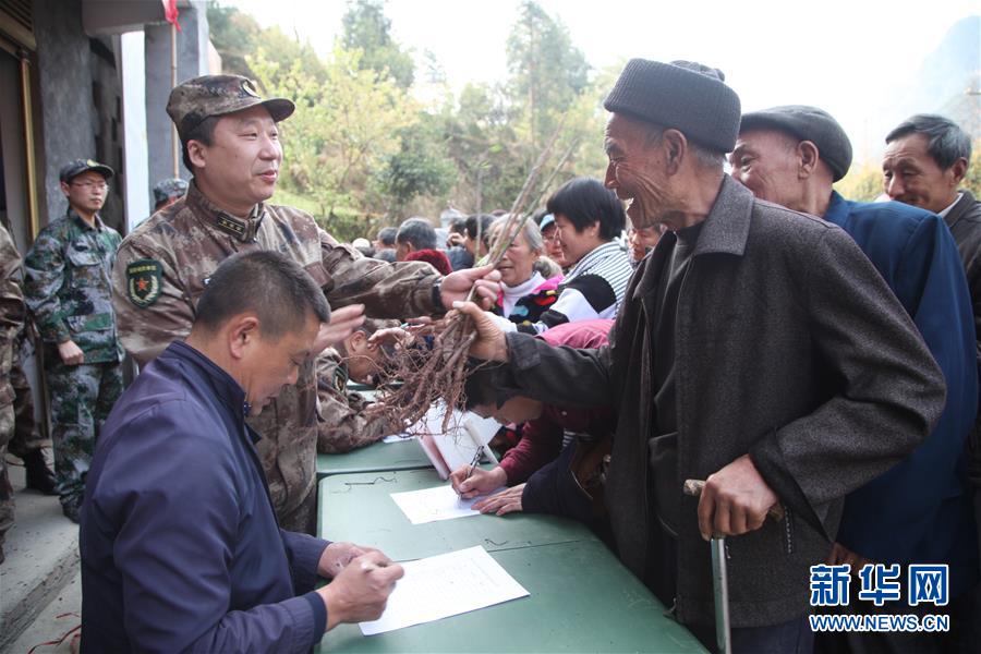 (圖文互動)(1)攻堅鄂西紅土地——記“最美新時代革命軍人”董高