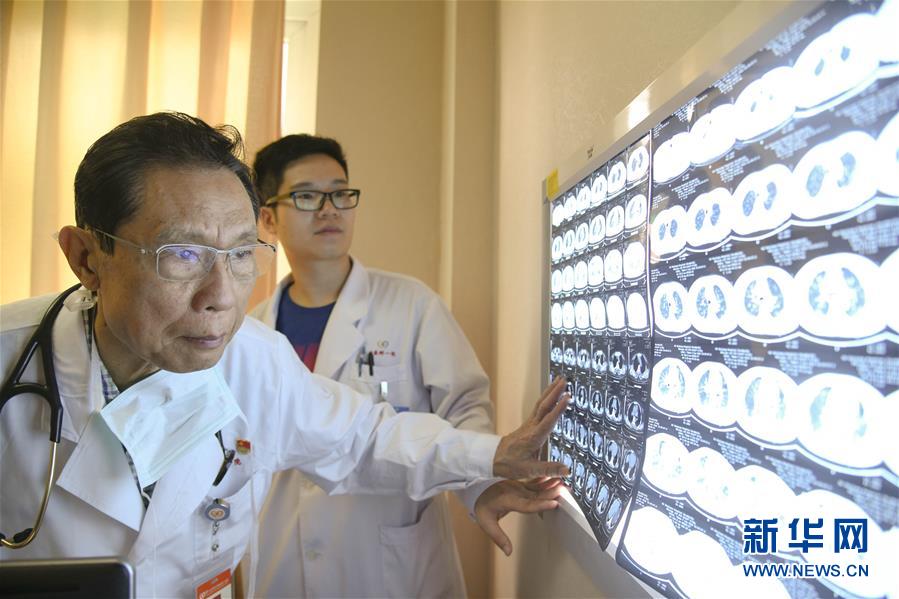 (抗疫先進事跡·圖文互動)(5)鐘南山:健康所系 生命相托