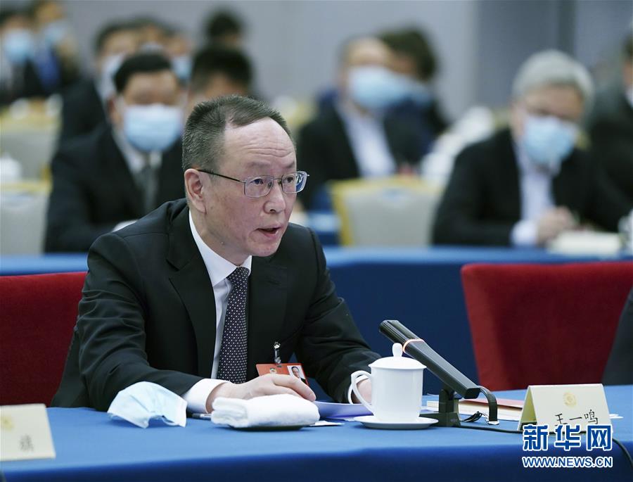 (新華全媒頭條·圖文互動)(7)從人民中汲取磅礴力量——習近平總書記同出席2020年全國兩會人大代表、政協委員共商國是紀實