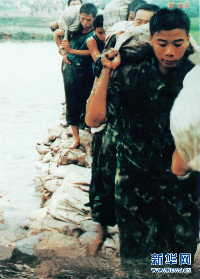 (新華全媒頭條·圖文互動)(2)祖國和人民永遠銘記——獻給逝去的最美奮斗者