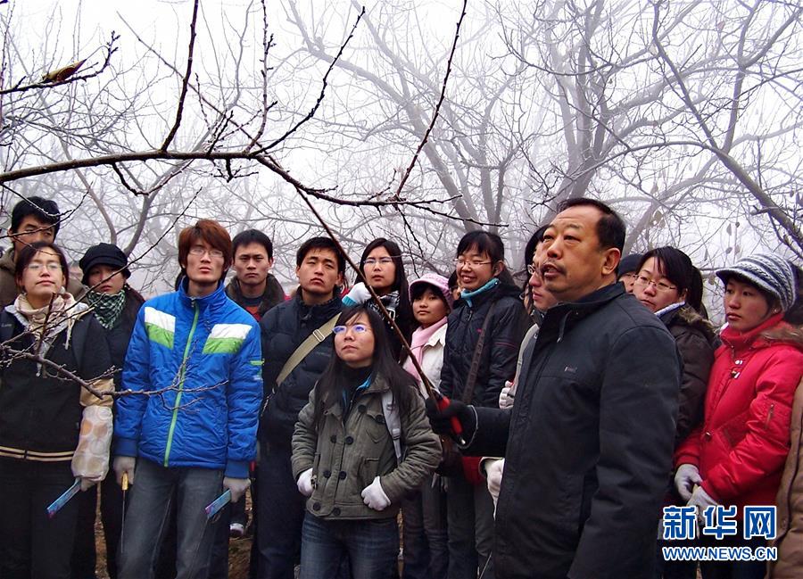 (新華全媒頭條·圖文互動)(4)祖國和人民永遠銘記——獻給逝去的最美奮斗者