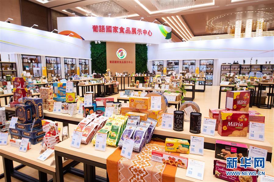 (澳門回歸20周年·新華全媒頭條·圖文互動)(10)盛世濠江恰如春——習近平主席視察澳門特別行政區紀實