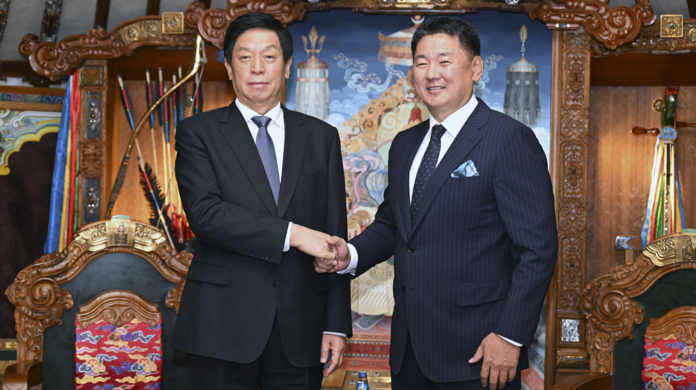 栗戰書對蒙古國進行正式友好訪問