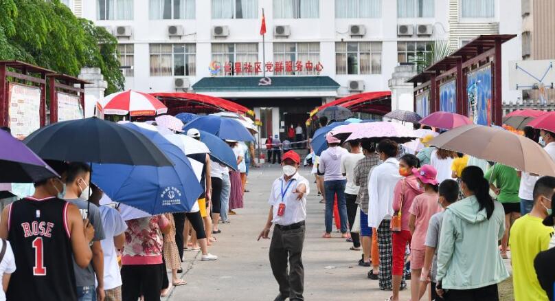 新華全媒+丨海南加強重點市縣核酸檢測工作