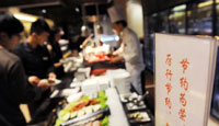 網友"光盤行動":厲行節約 杜絕浪費