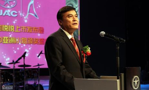 安進:自主須向上突圍