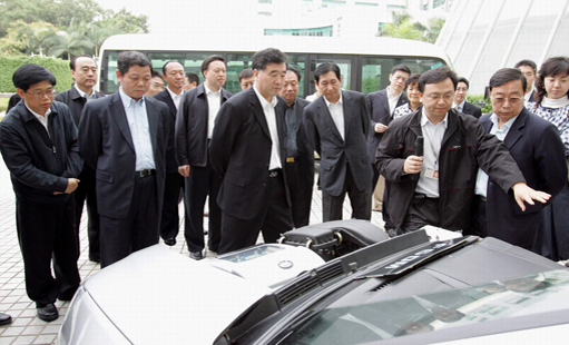 黃蘭香會見王傳福 就扶持新能源汽車交流意見