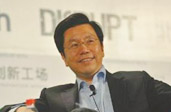 李開復建議:想創業的青年先去小公司磨練練