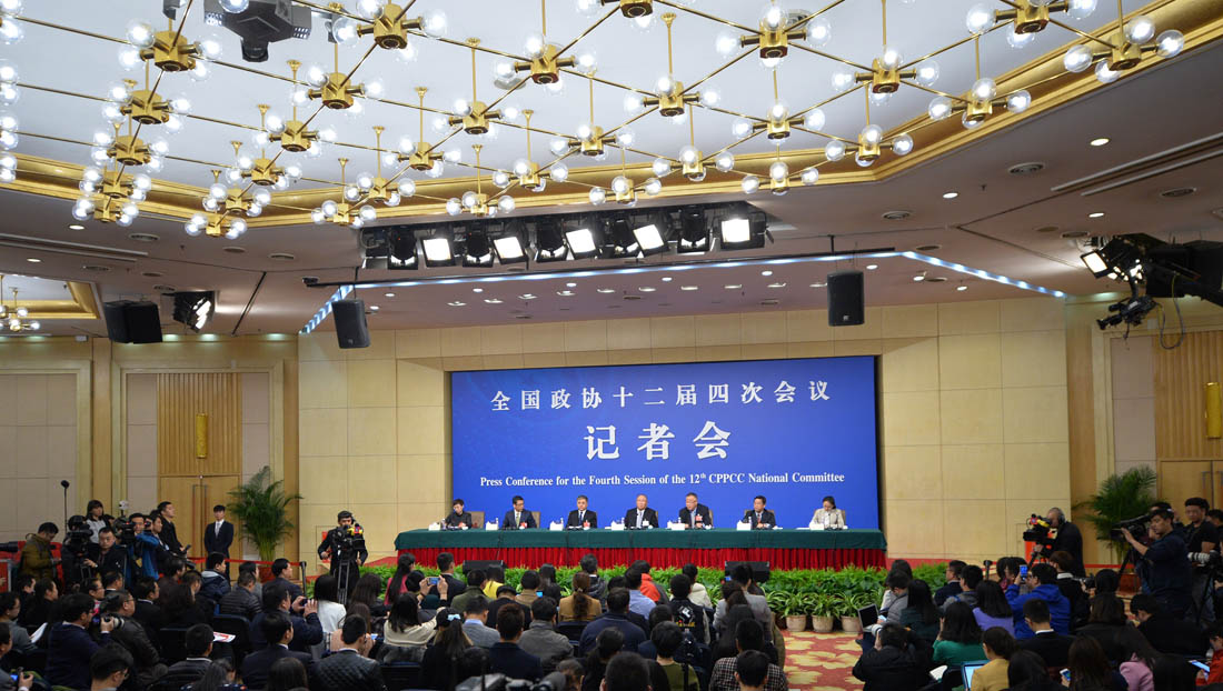 回放:政協委員談綠色發展保護生態環境