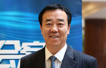白尚成:把銀川打造成國家向西開放“橋頭堡”