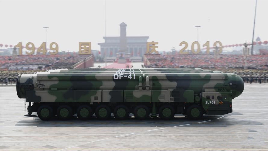 300秒回顧國慶70周年大閱兵!東風-41、殲-20震撼亮相