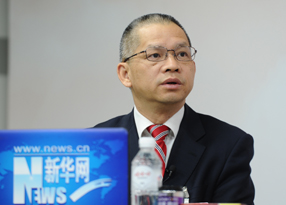 嘉賓鐘發平