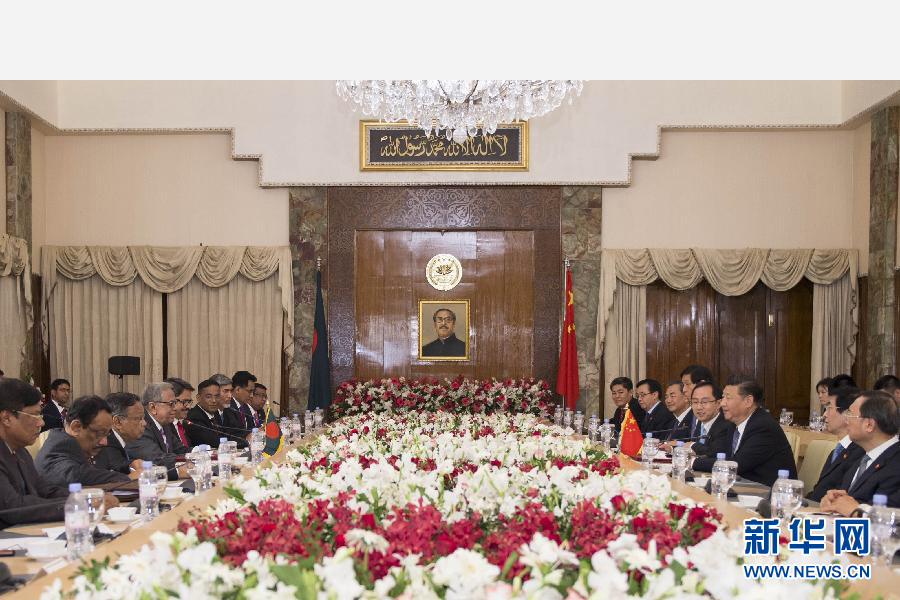 10月14日,國家主席習近平在達卡會見孟加拉國總統哈米德。新華社記者謝環馳攝  10月14日,國家主席習近平在達卡會見孟加拉國總統哈米德。新華社記者謝環馳攝